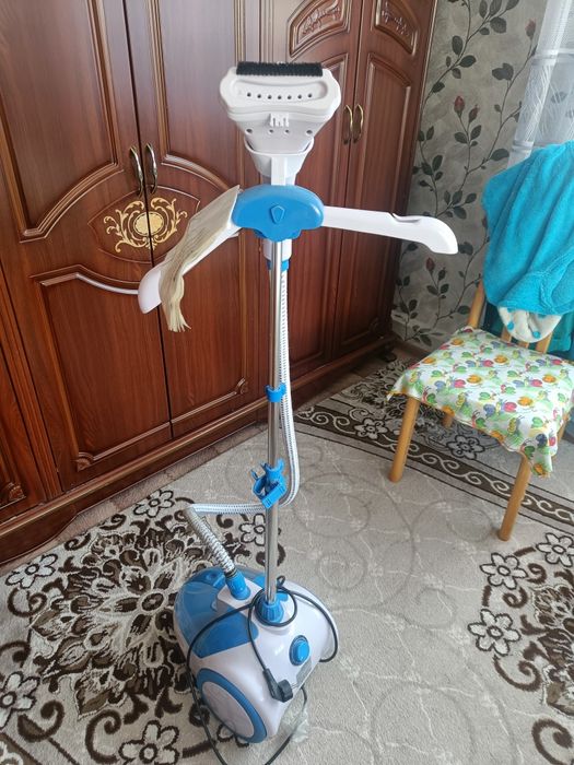 Вертикальный отпариватель для одежды