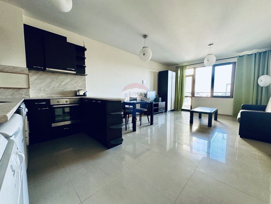 Дава се под наем Тристаен апартамент в Балчик - 104 кв.м за 550 € - Снимка #4