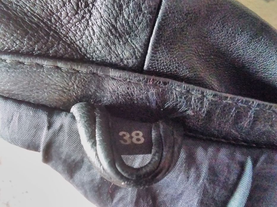 Продавам кожено яке - 180лв