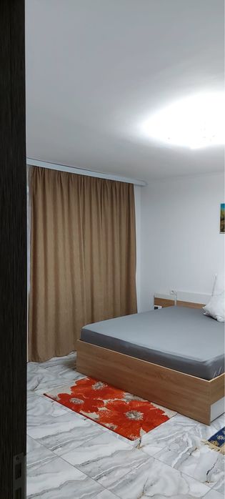 Inchiriez garsoniera in bloc de apartamente