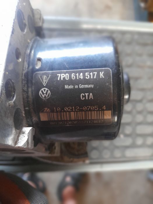 ABS VW Tuareg 2012г