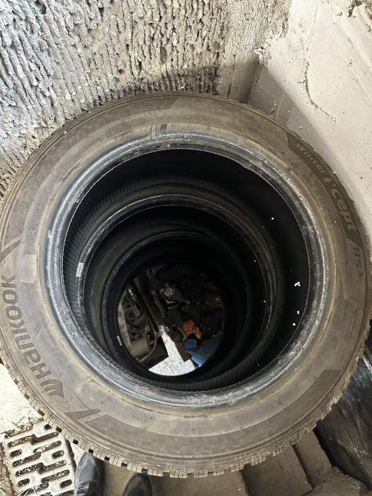 Зимни гуми Hankook 17 225/55 dot 2924
