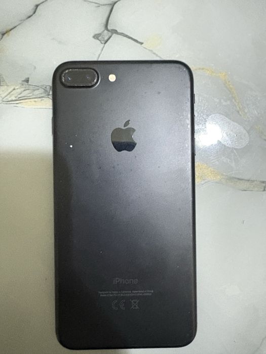 Айфон 7 плюс продается СРОЧНО!