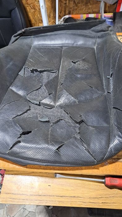 Претапициране на автомобилни седалки,  кори на врати ,колонки тавани