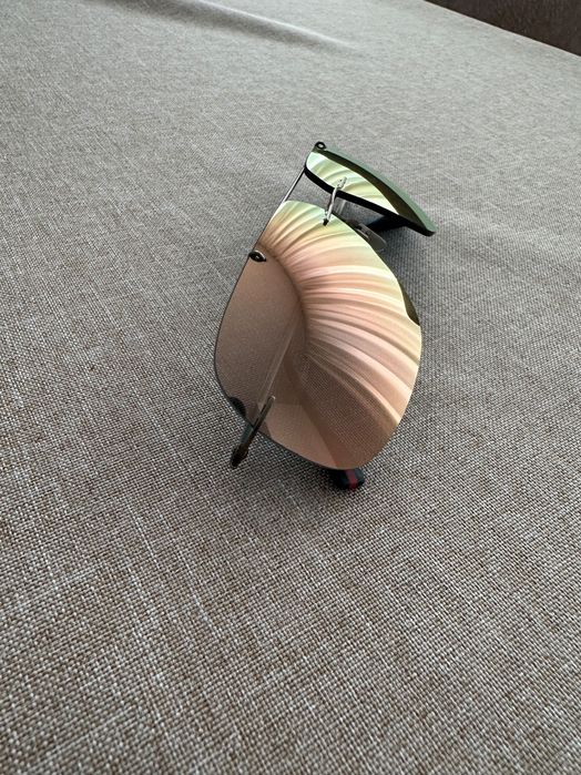 Слънчеви очила Emporio Armani/Prada/RayBan/GUCCI/EmporioArmani