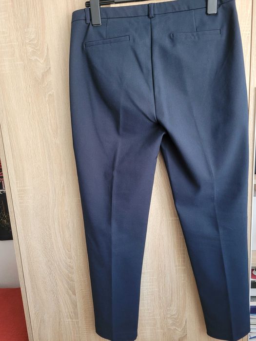 Pantaloni dama Reserved
