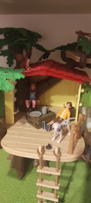 Лего Форт къща на дърво