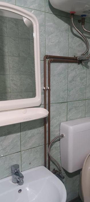 Ofer spre închiriere garsonieră