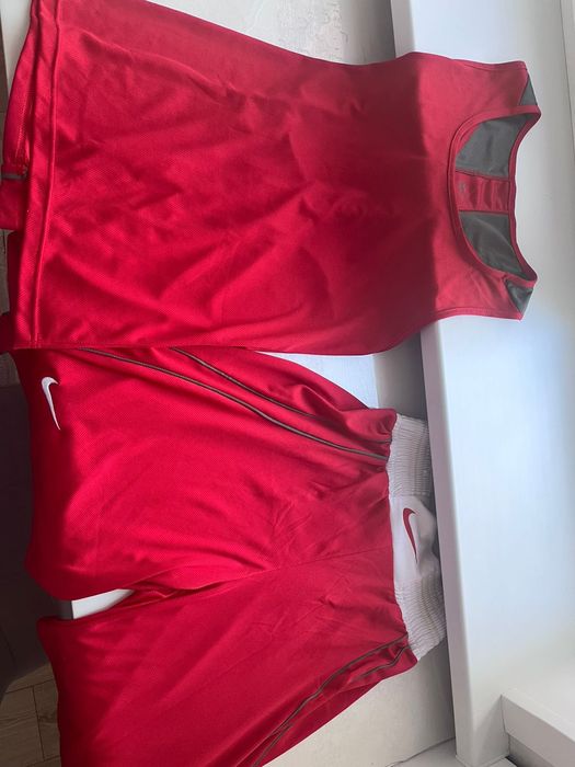 Продам перчатки формы