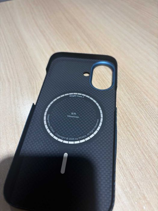 Кейс за iPhone 17 - Pitaka , кевларен с MagSafe
