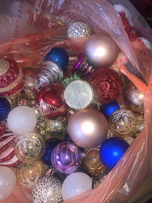 Игрушки цена за 1 штуку