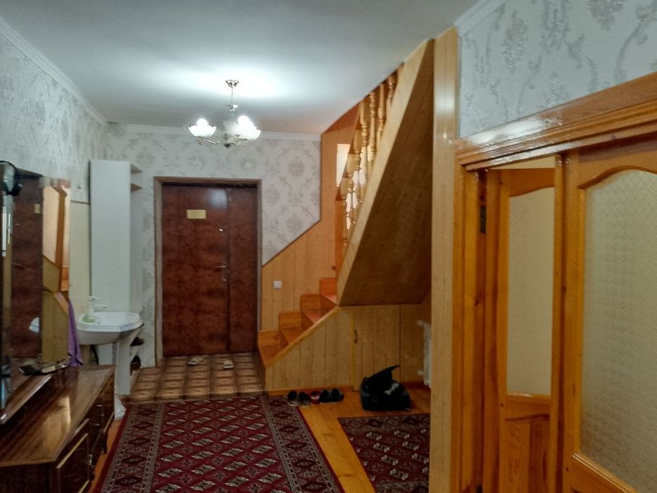 Жой сотилади Райцентр бозор олдида