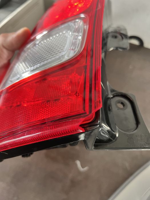 Stop stanga Suzuki Ignis an 2016-2020 cu led