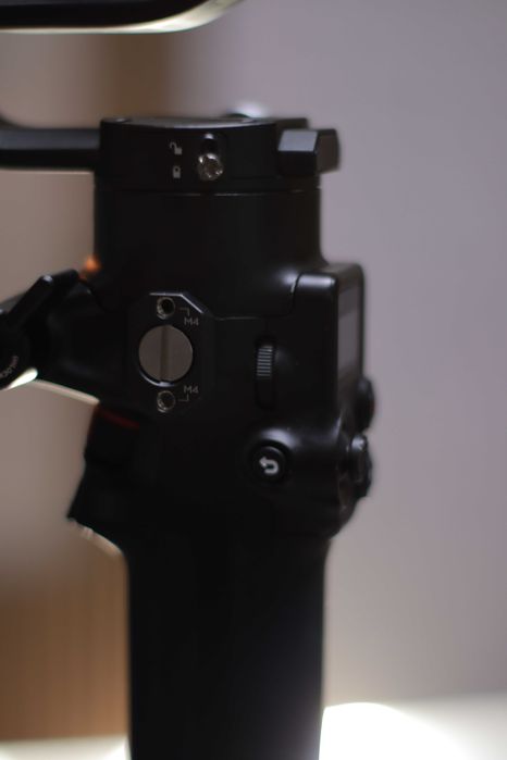 Электронный стабилизатор DJI RSC 2