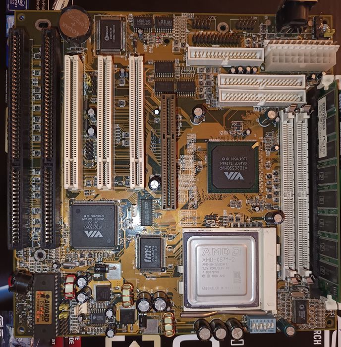 De vânzare kit AMD k6 2 / 500 AFX