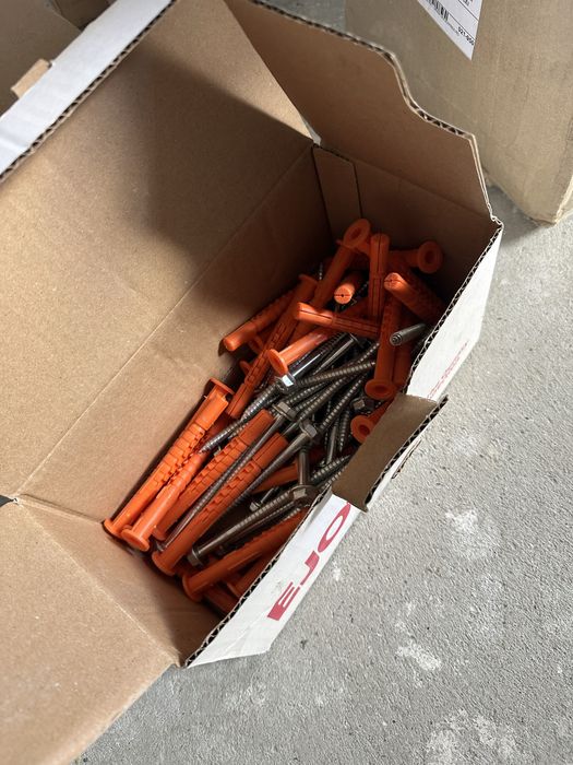 Ejot - console inox pt fatada ventilata