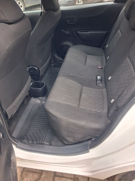 Auto Toyota  Yaris
