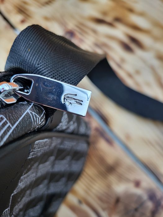 Borseta Lacoste neagra