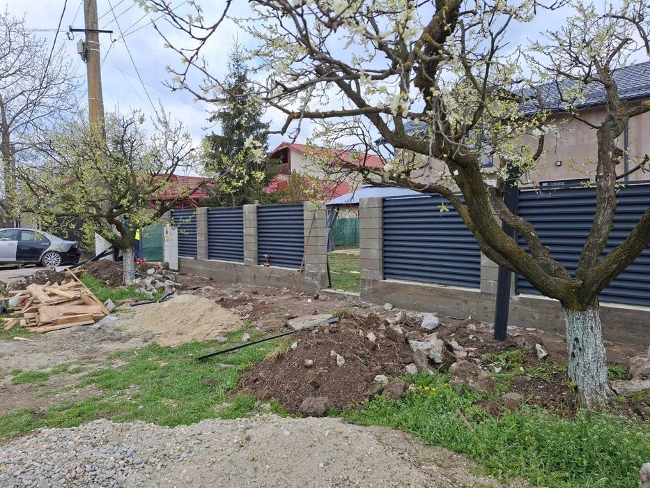 Garduri si porti stil jaluzea, sipca metalica, tabla cutata