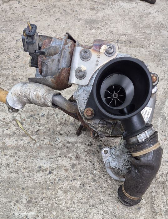 Turbina turbosuflanta ford focus 3 1.5 tdci 2015