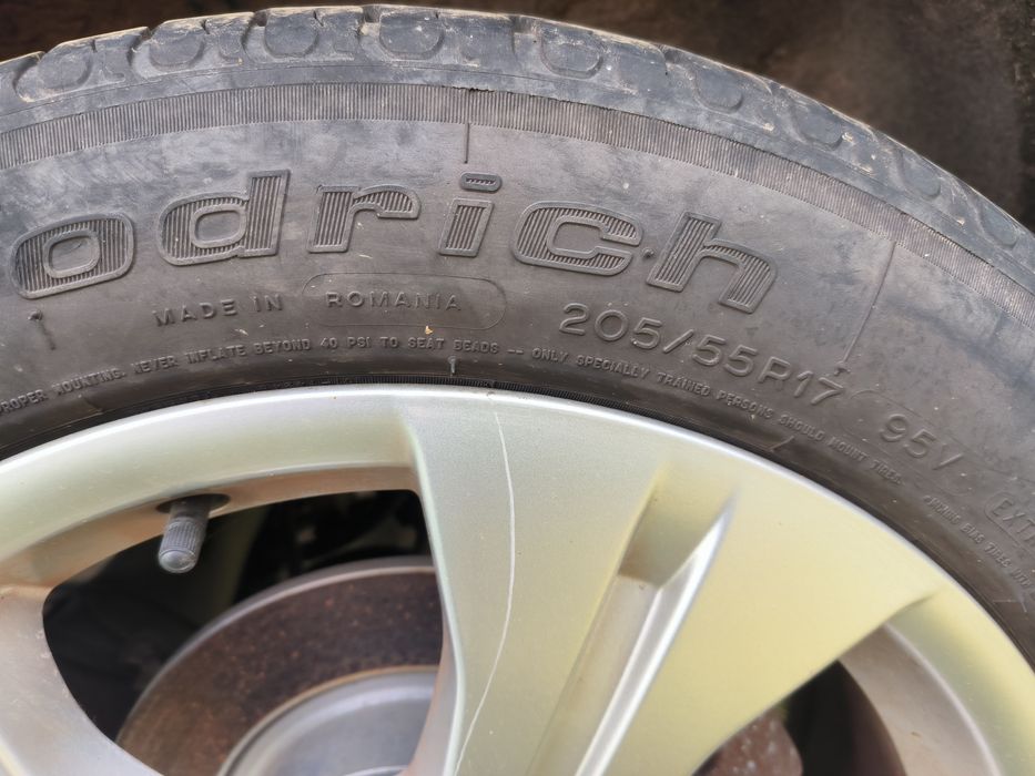 Jante aliaj originale Renault grand scenic R17 roti complete 205 55 17