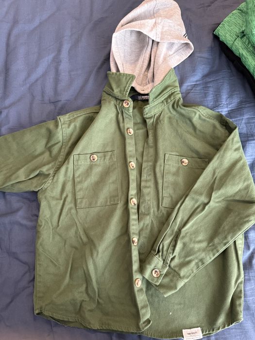 Спортна риза с качулка