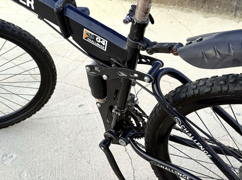 Продам велосипед Land Rover (черный, б/у)