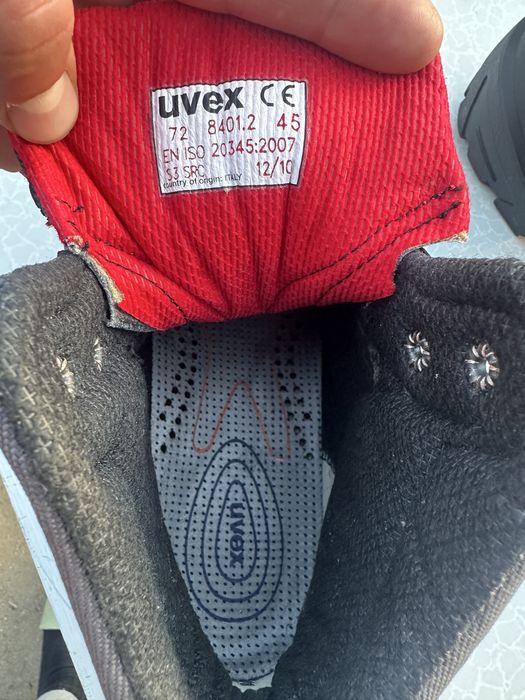 Bocanci / ghete uvex cu bombeu metalic 45