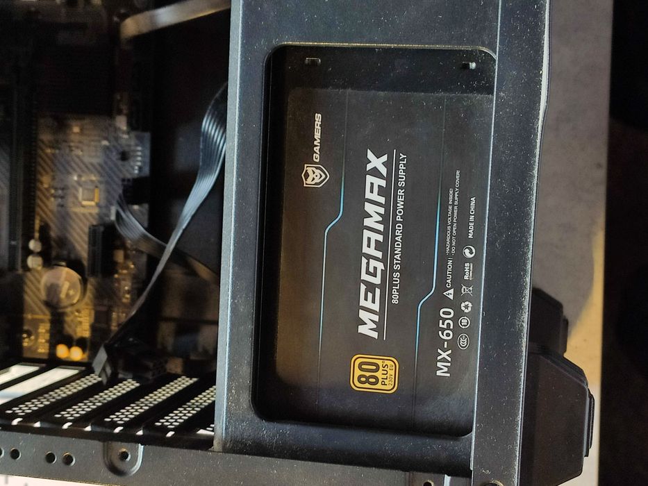 Корпус, 12100f, h610, блок питания 650w, ddr4 8gb 3200, 256gb sata ssd