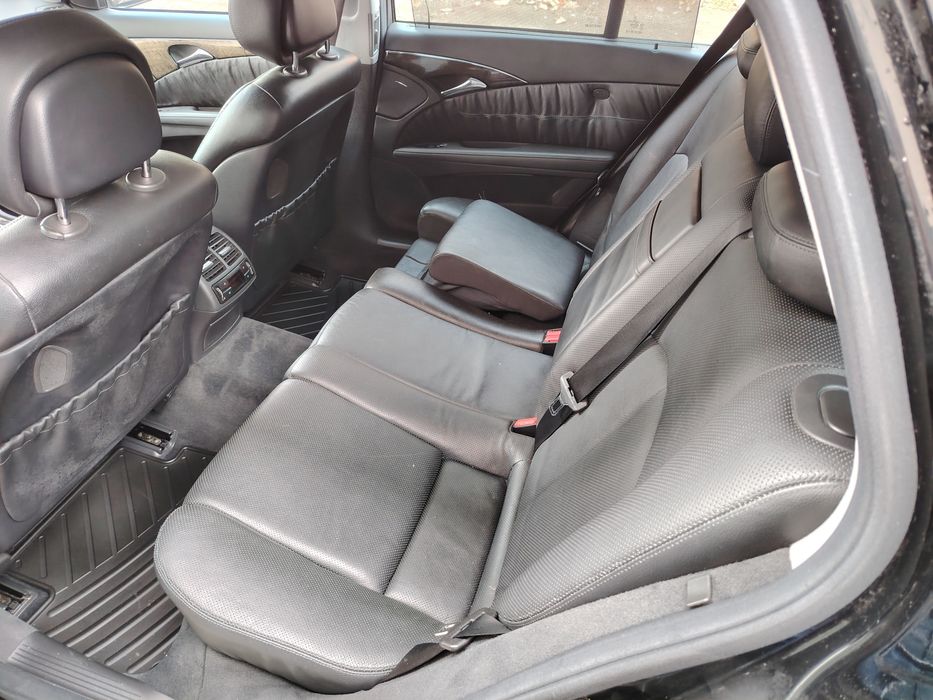 Салон  Мерцедес е класа w211 комби