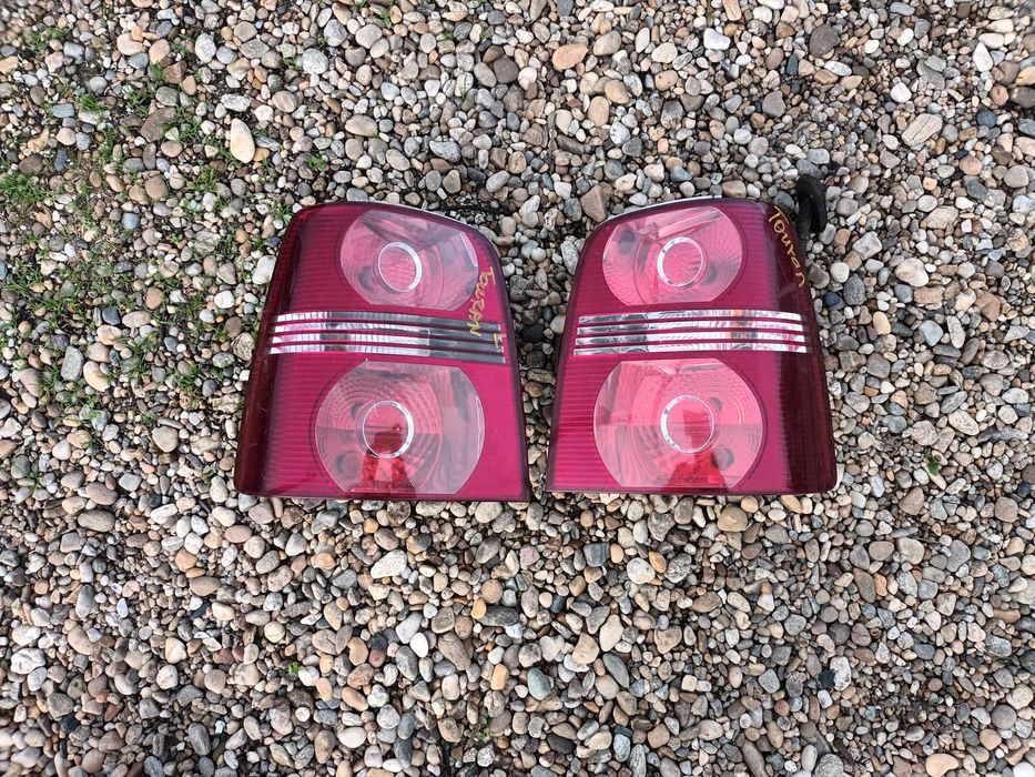 ляв и десен стоп за фолксваген туран фейсифт VOLKSWAGEN TOURAN туаран