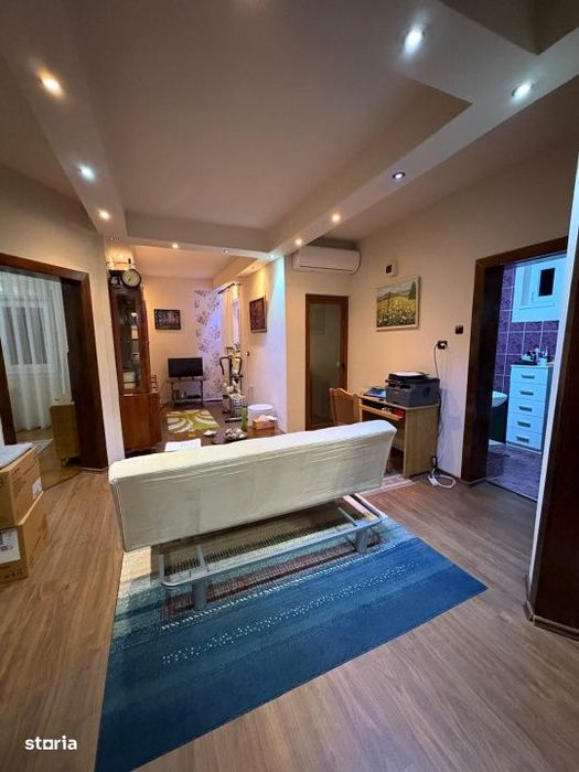 Apartament 3 camere, 82.80 mp, zona Centrala