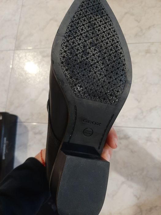 Кожени обувки  GEOX