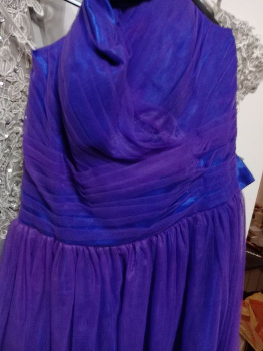 Елегантни рокли за вашата вечер .