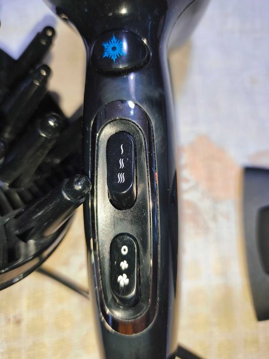 Сушоар Remington 2300w