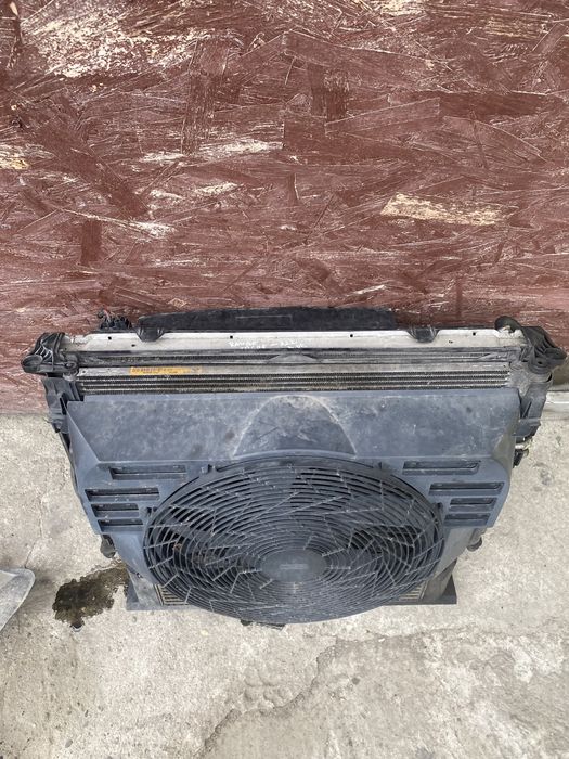 Trager Radiatoare Complect Range Rover Vogue L322 3.0D Pret 1500 lei