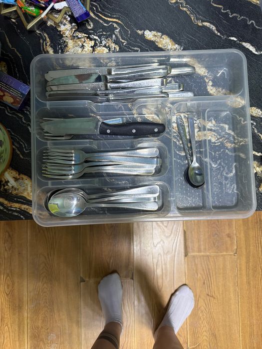 Продаю посуду в отличном состоянии