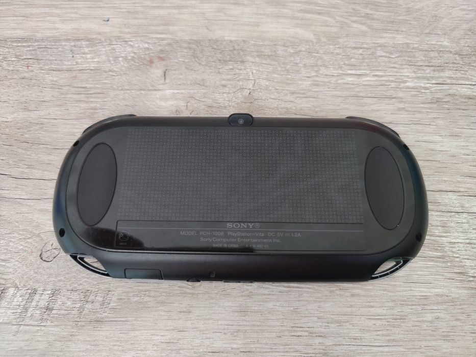 Ps vita 1000 black