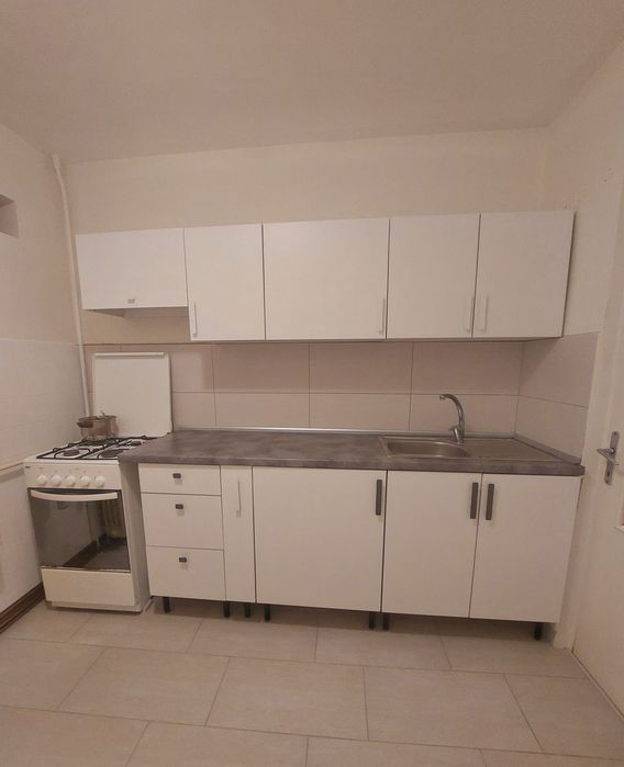 Închiriez apartament 2 camere