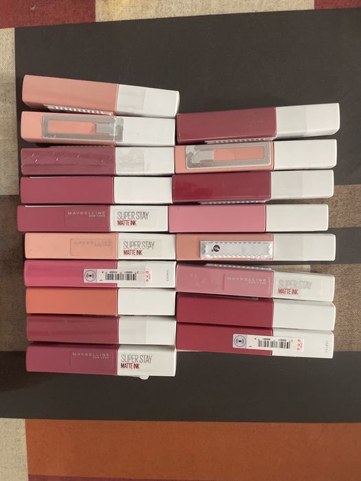 Produse machiaj rezistent