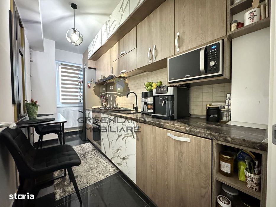 2 CAM decomandat, etaj 1, mobilat utilat lux, capat CUG, langa statie