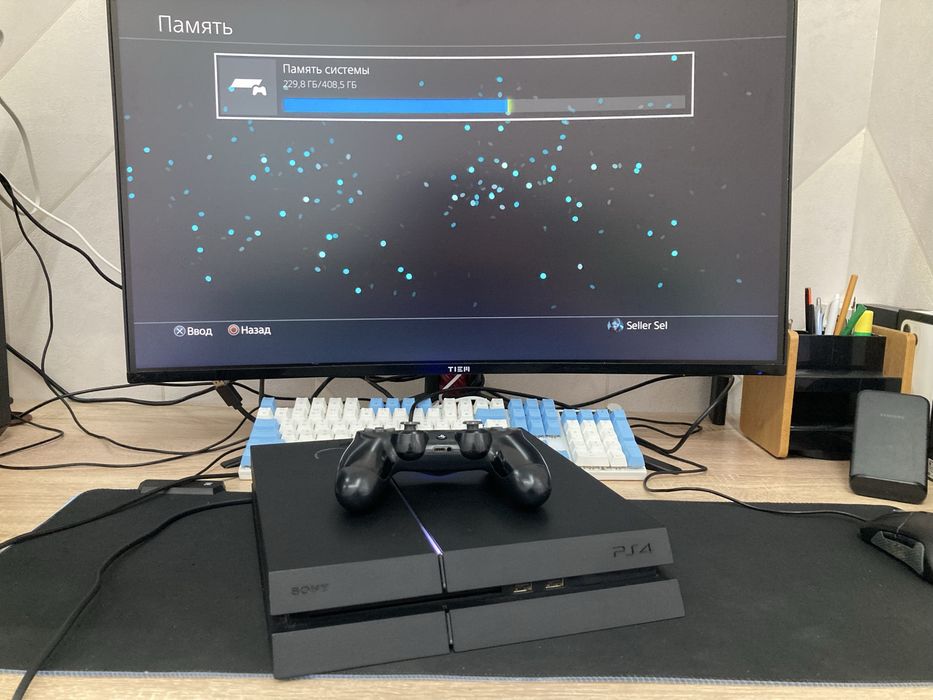 Продам PS4 Fat 500gb