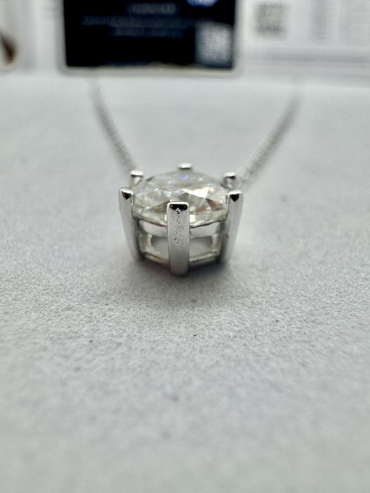 Сребърно колие с мойсанит (Диамант) 1 карат