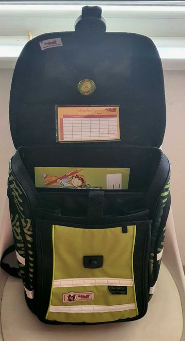 Oригинална ученическа раница McNeill Ergo Light Compact flex Greentrac