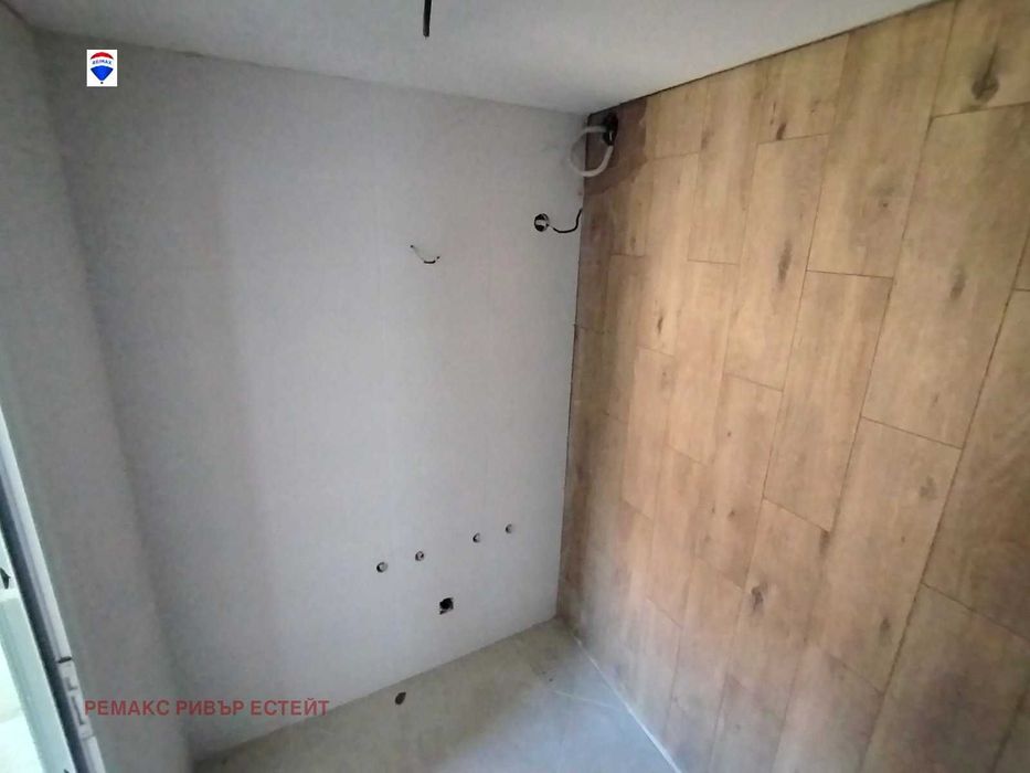 Продава се Къща в с. Старо село, Област Силистра - 73 кв.м за 244 €/кв.м - Снимка #6