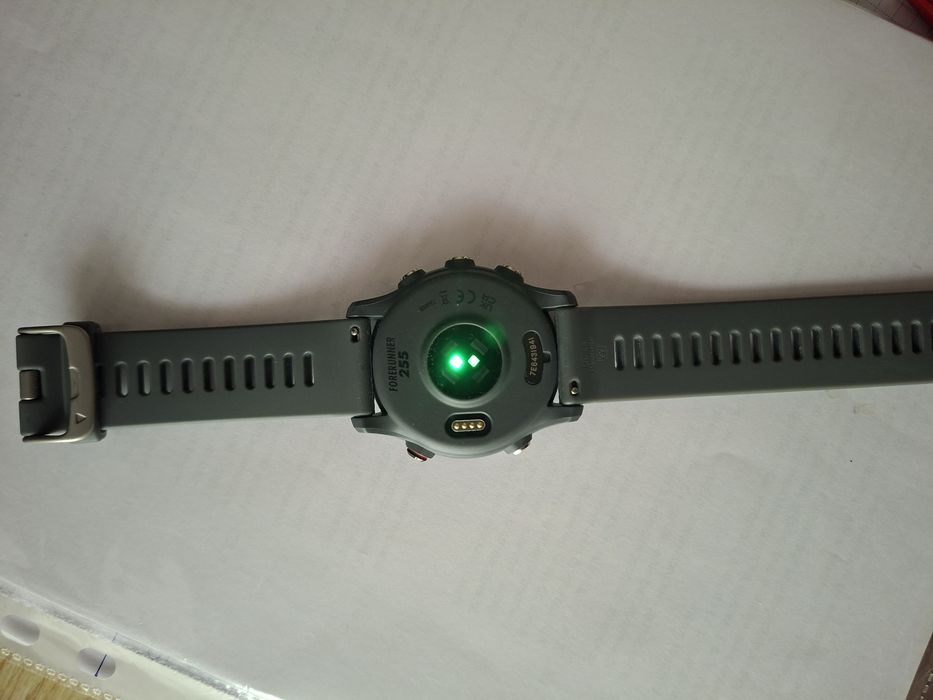 Фитнесс часы Garmin 255