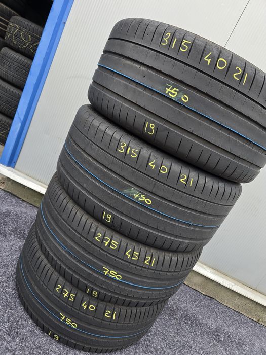Set 275 45 21  315 40 21 michelin