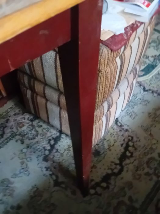 Vând masa extensibila 12 persoane