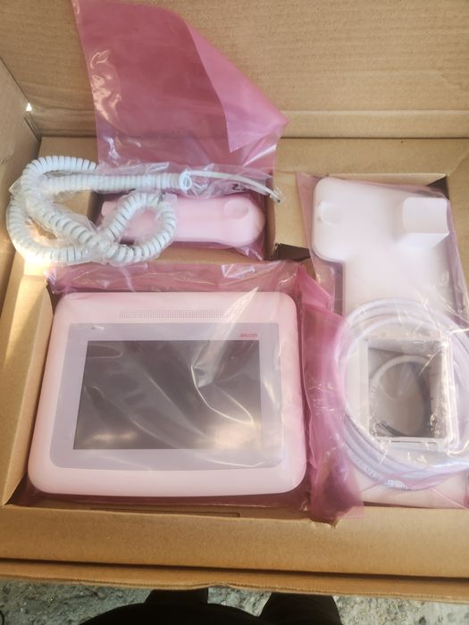 Vând consola Apel Medical Spital - Ascom Telligence Table Display V2