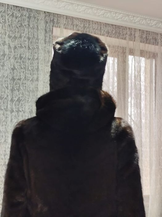 Продам шубу норковую